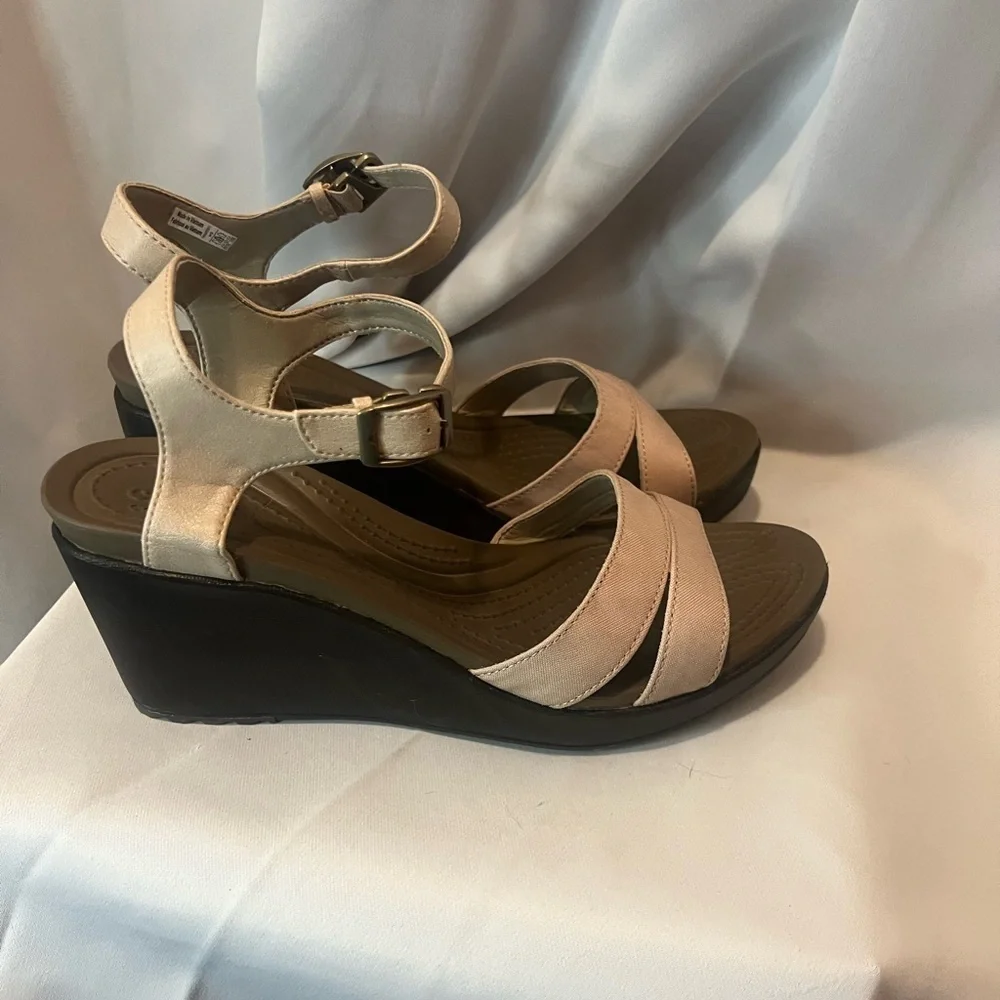 CROCS Tan and Black Wedge Sandals